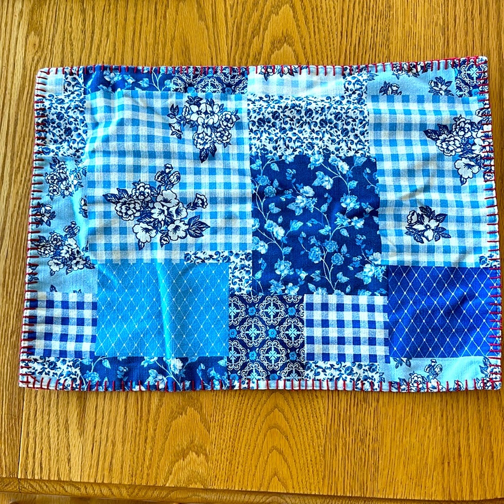 1 Reversible Pioneer Woman Placemat